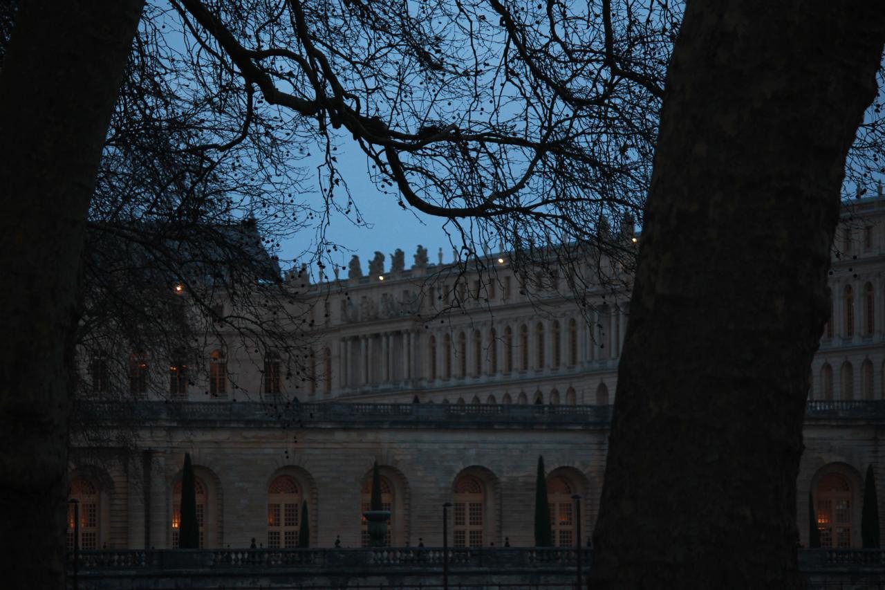 Bed In Versailles - Villa De La Piece D'Eau Des Suisses Kültér fotó
