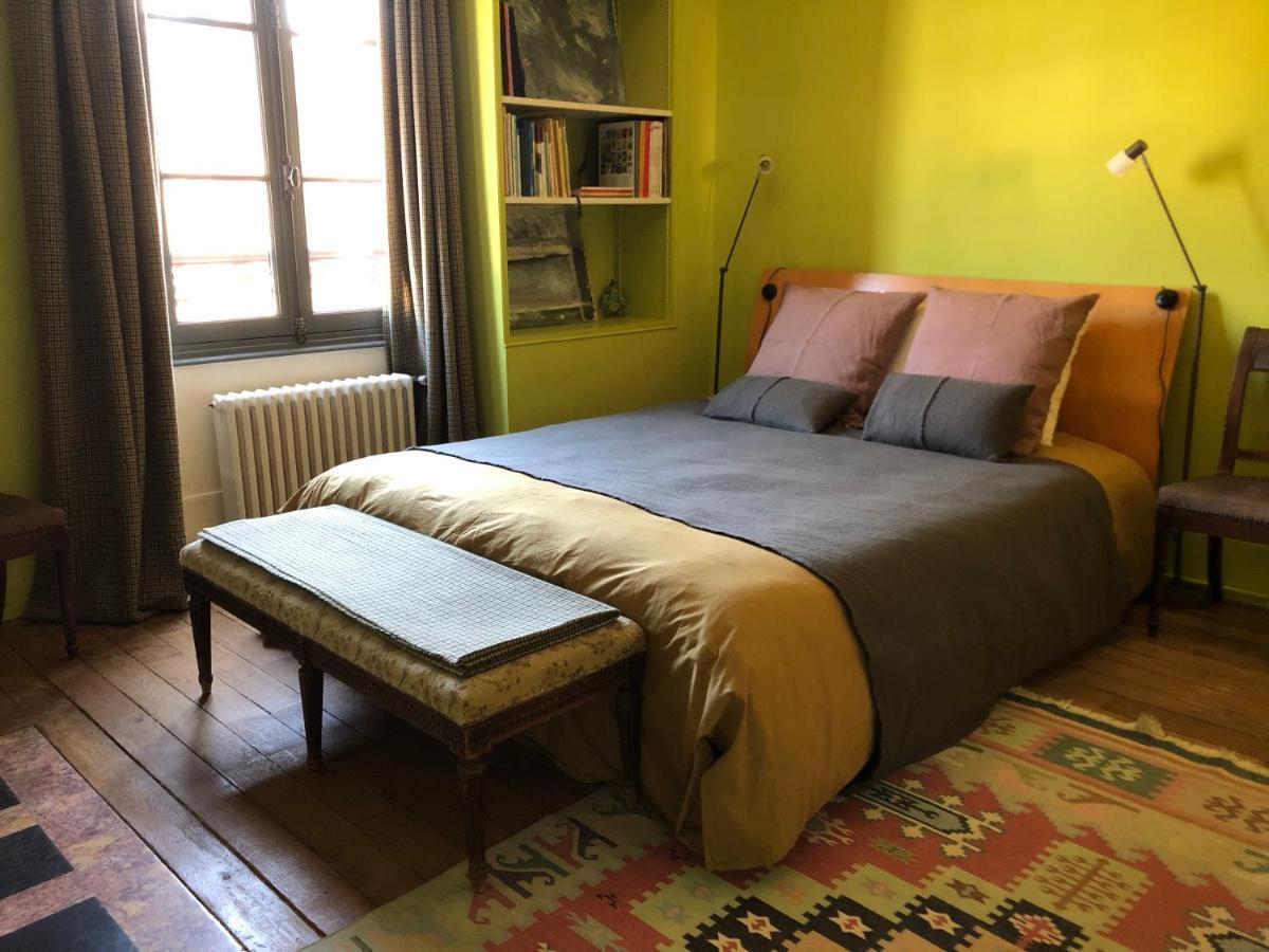 Bed In Versailles - Villa De La Piece D'Eau Des Suisses Kültér fotó